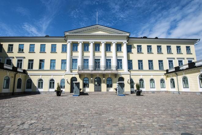 Presidentinlinna voi olla yksi huipputapaamisen päänäyttämöjä. Mielenosoituksia ei sen viereen päästetä.