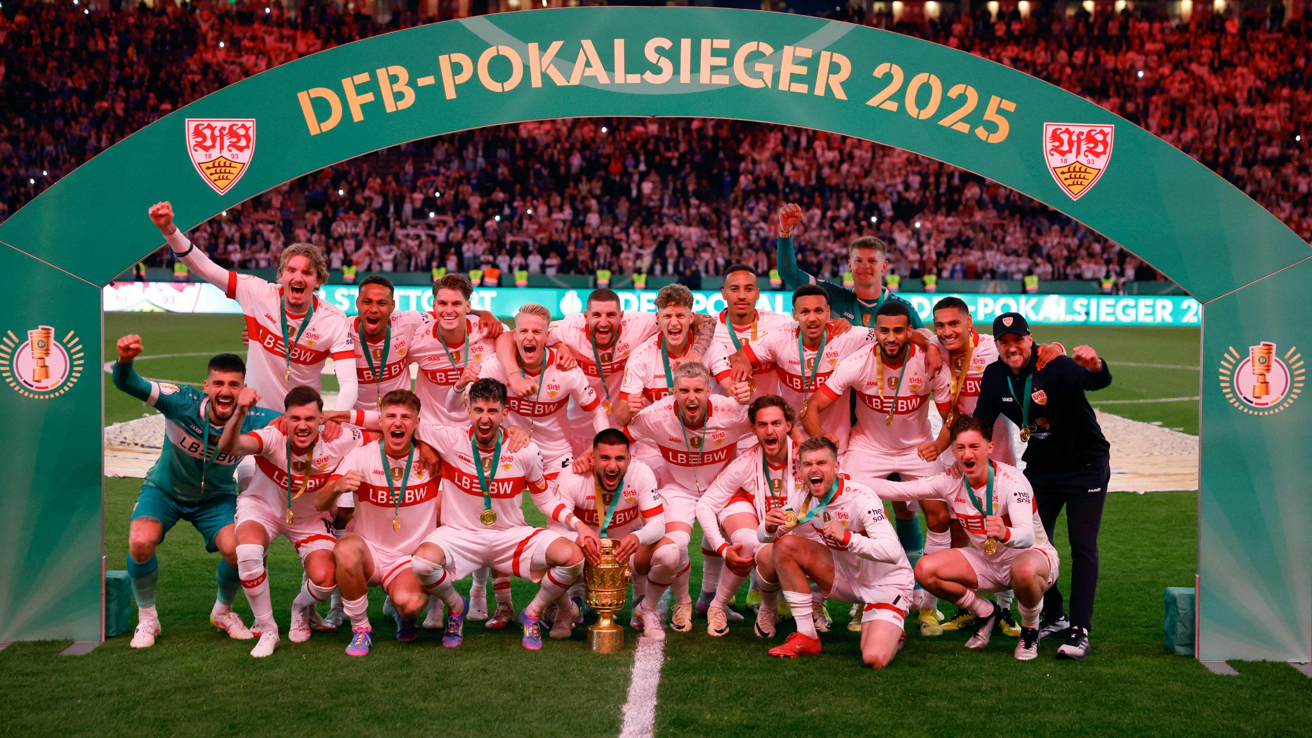 Stuttgart juhli neljättä Saksan cupin voittoaan
