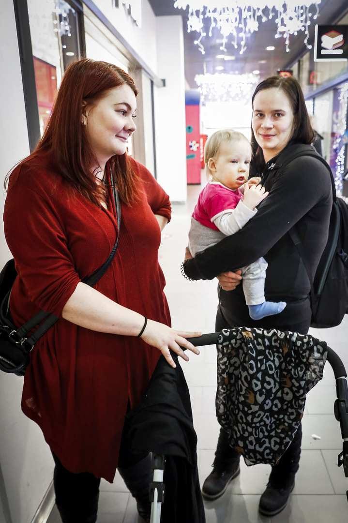 Minna Honkanen toivoo, että saisi lapsensa kotiin ensimmäistä kertaa. "Pötkylä" syntyi keskosena ja odottaa kotiin pääsyä Oulussa. Hänen siskonsa Heljä Honkasen lapsi Aleksi Alamartimo, 10 kk, ei puhu mutta ehkä oppii ainakin vähän ensi vuonna. Lisäksi Aleksi toivonee, että oppisi kävelemään. Isänpäivänä hän nousi jo varovasti seisomaan.