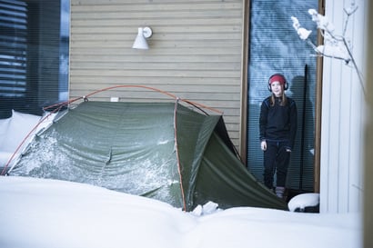 Miili herää kouluaamuisinkin teltasta – kovilla pakkasilla hyvän unen takaa tuplamakuupussi ja paksu pipo