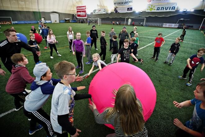 Liikkuvan koulu -ohjelman tavoitteena on aktiivinen ja viihtyisä koulupäivä. Arkistokuva: Tomi Kosonen