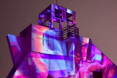 PIOT tuo Tornioon valotaidetta – luvassa valoteoksia, näyttelyitä ja poikkitaidetta Rantakadulle ja valoteos kaupungintaloon
