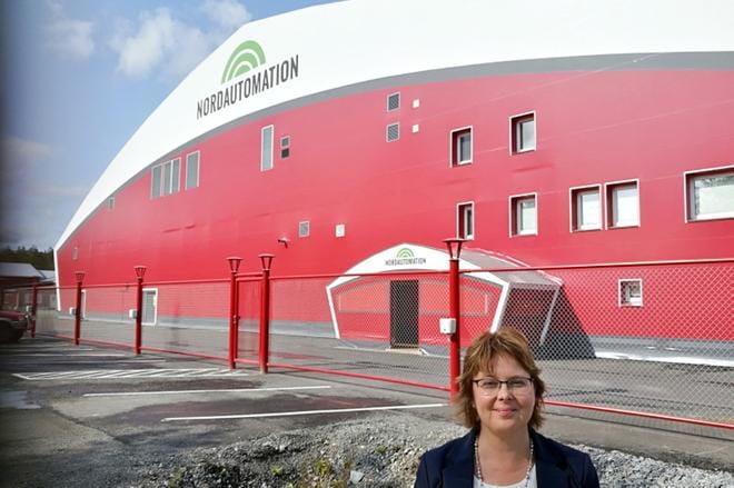 Nordautomationin vt. toimitusjohtaja Elina Ojala toteaa, että Keitele Energy Oy:n kanssa tehdyssä kaupassa on kyse sahan sivutuotteiden, kuten kuoren ja purun, mittavista käsittelylaitteistoista. KUVA: Nordautomation