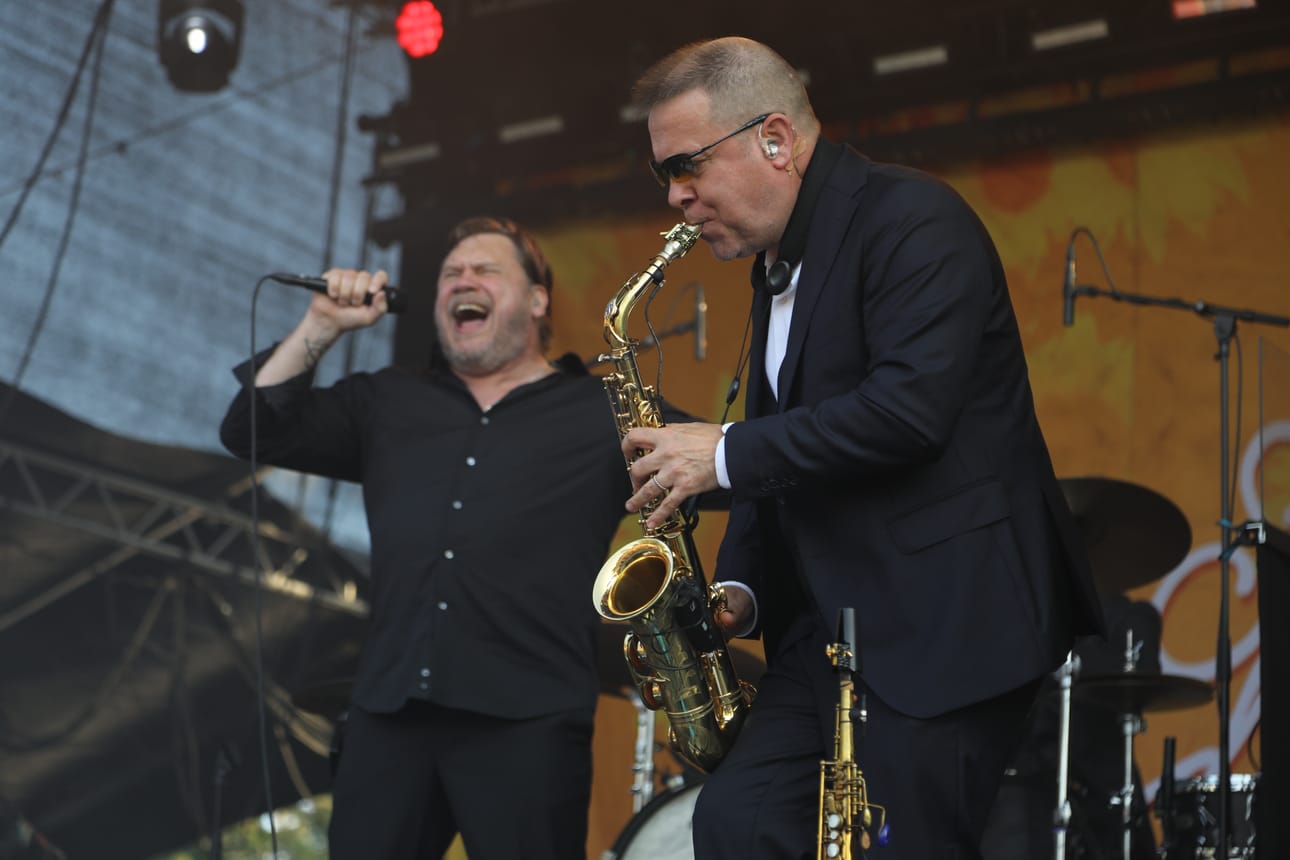 Samuli Edelmannin keikalla saksofonia soitti Jukka Perko