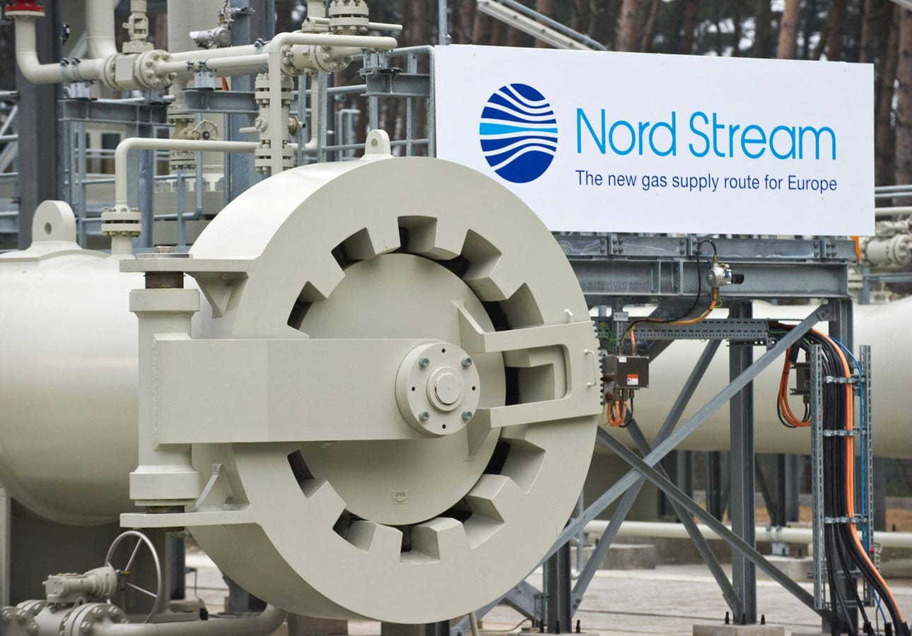 Pakotteet kohdistuisivat muun muassa Venäjältä Saksaan kulkeviin Nord Stream -kaasuputkiin. LEHTIKUVA / AFP
