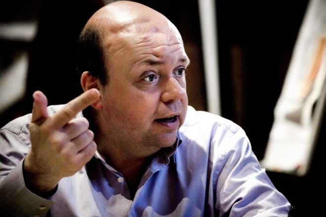 Tohtori Tim Jones Future Agenda -keskustelufoorumista tapasi vaasalaisia energiaihmisiä torstai-iltana. Tavoite oli lisätä energiaosaamista ja -innovaatioita. KUVA: EETU SILLANPÄÄ