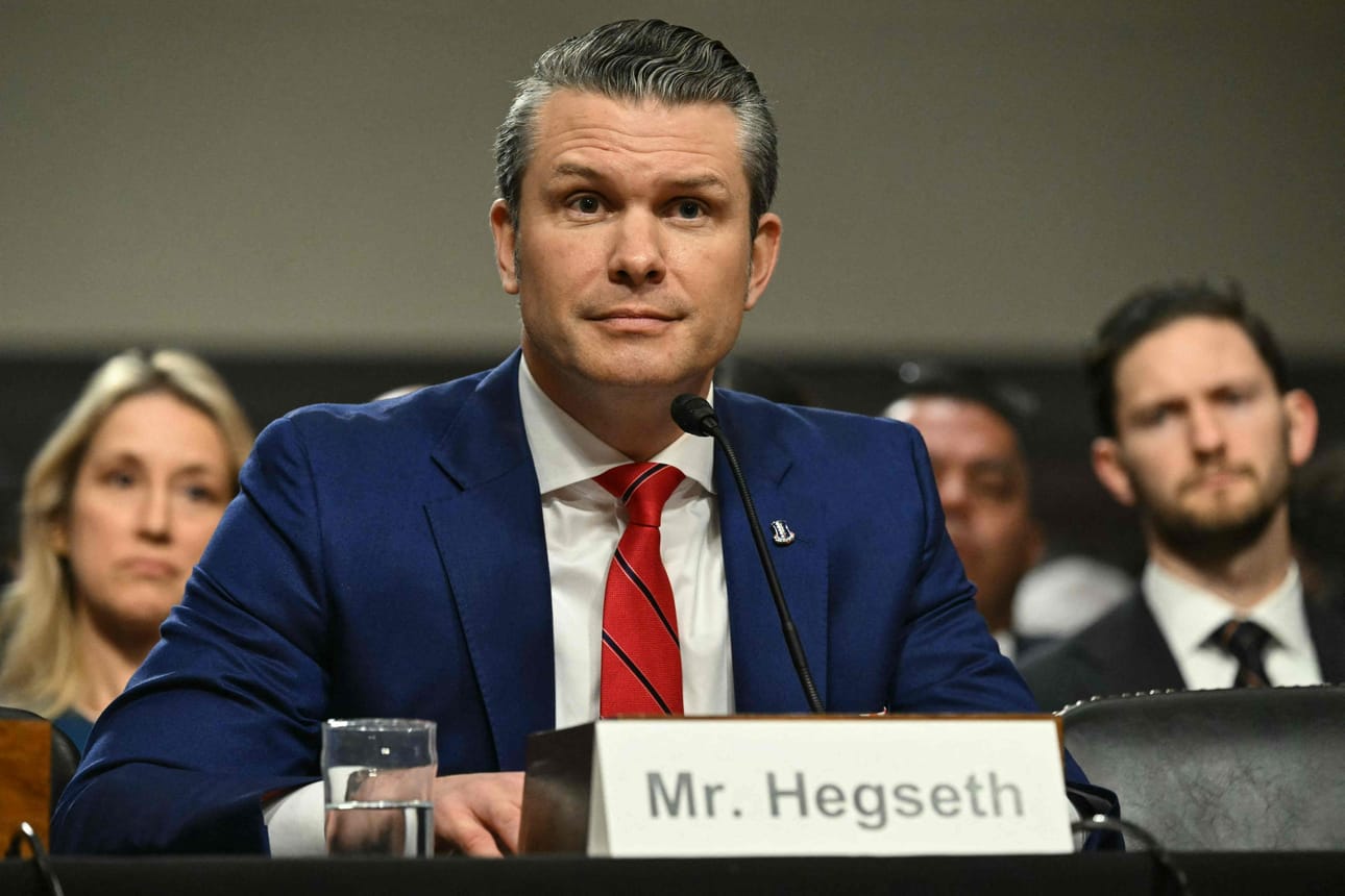 Yhdysvaltain senaatti on hyväksynyt Pete Hegsethin nimityksen maan puolustusministeriksi. LEHTIKUVA/AFP