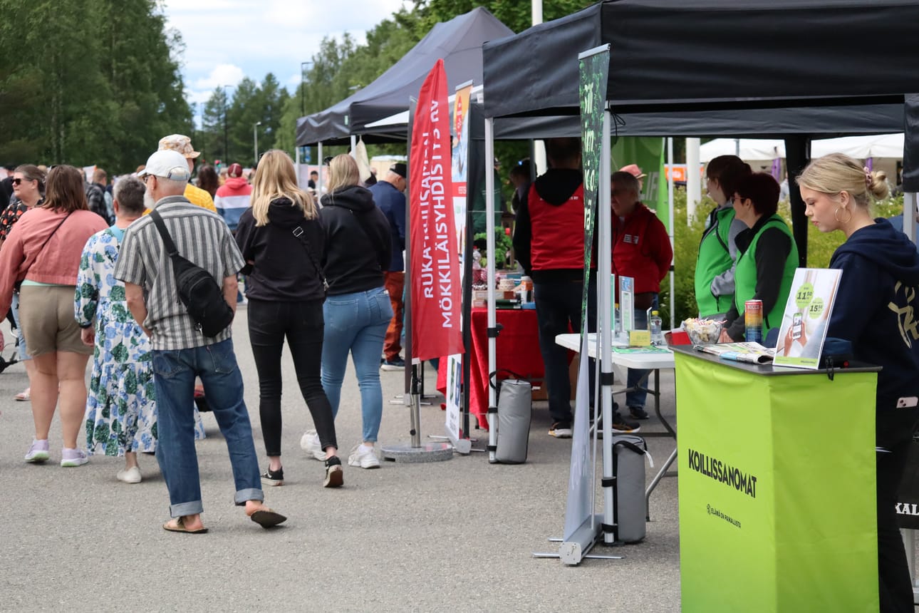 Talonpöytäfestin perhetapahtumaa vietettiin Ravintola Talonpöydän pihapiirissä lauantaina 27. kesäkuuta.
