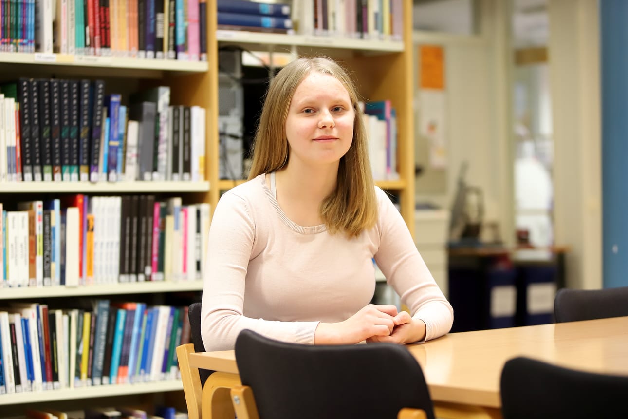 Peppi Impola tuli toiseksi valtakunnallisessa Luetko sinä? -kampanjassa.