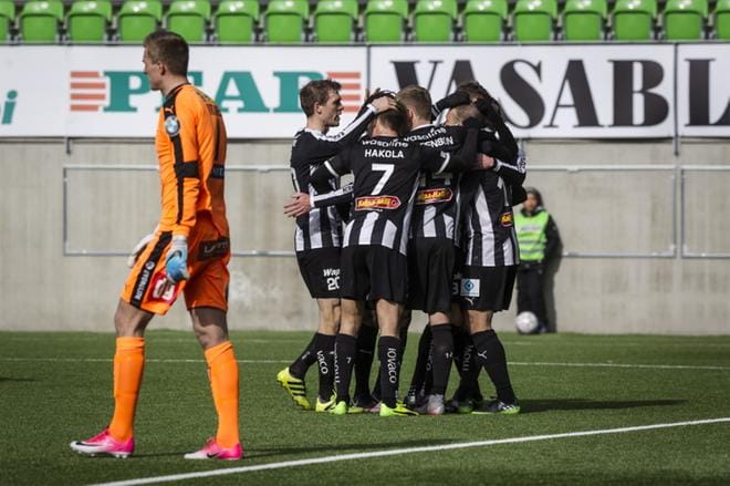 VPS ja KuPS tasasivat lauantaina liigapisteet maalein 2-2. Kuva: Selma Paavola