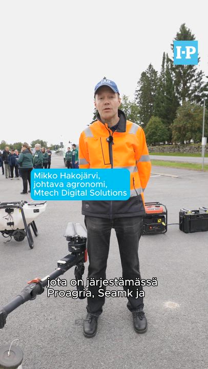 Tulevaisuudessa drooni voi tehdä traktorin töitä