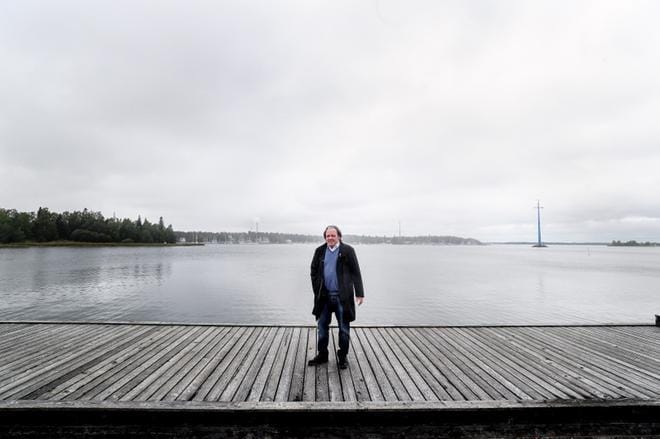 Manu Korkman sanoo, että Bryggan on vain työnimi. – Haluamme löytää nimen, josta on helppo johtaa lempinimi. Alun perin olisimme halunneet nimeksi Laituri, mutta se on varattu. KUVA: JAAKKO ELENIUS