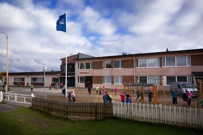Oppilaiden lakonuhka Mustasaaren keskuskoulussa ei ole vielä ohi. KUVA: JARNO PELLINEN