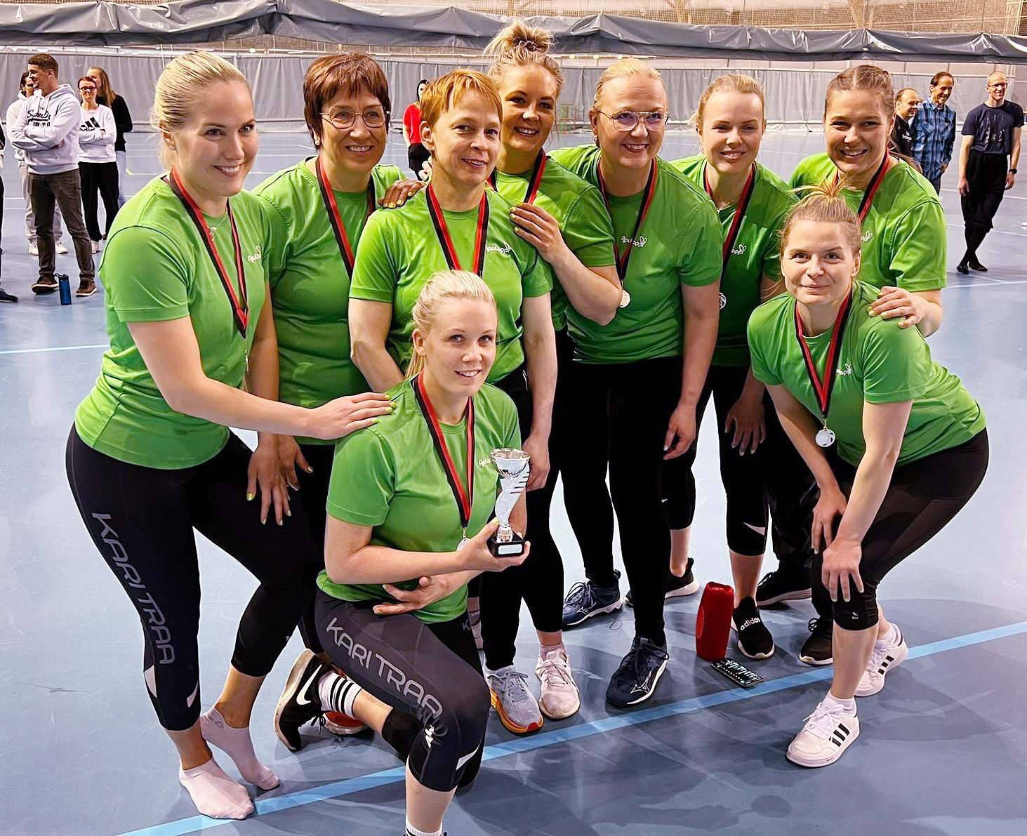 Lapin hyvinvointialueen naisille SM-hopeaa lentopallossa