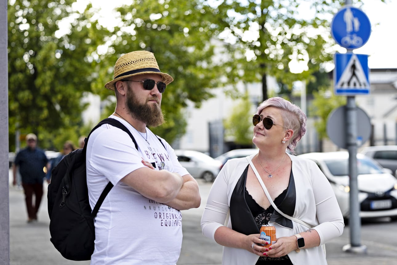 Ystävänsä Jussin kanssa Vauhtiajoille saapunut seinäjokelainen Anette Peltola odotti erityisesti Apulannan ja Portion Boysin esiintymisiä.