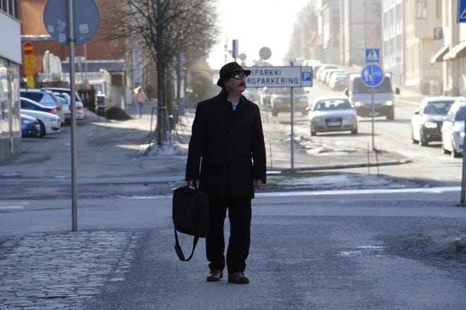 Pohjalaisen aprillipilassa Teslan edustaja teki lyhyen vierailun Vaasaan viime viikolla.