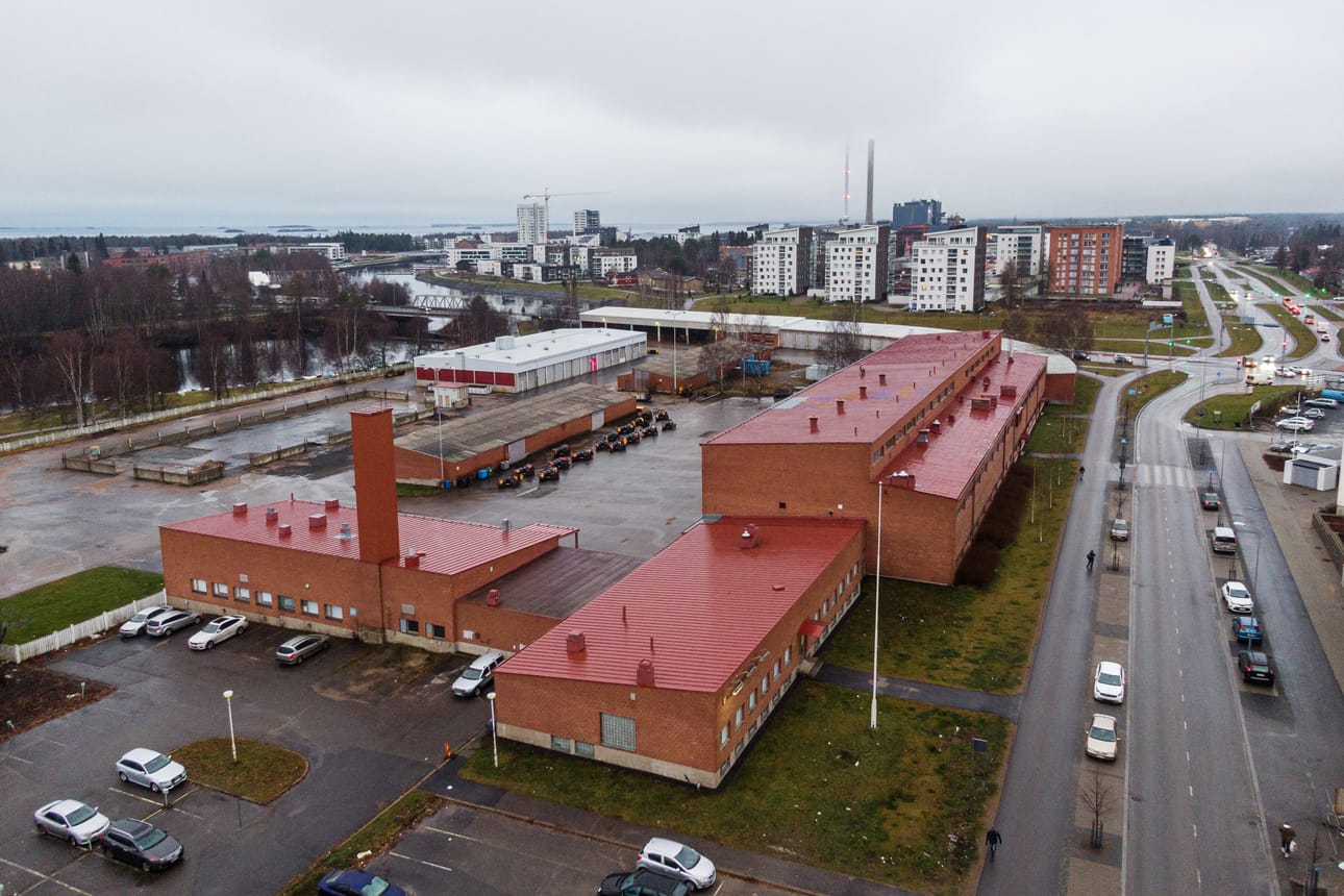 Vuonna 2025 järjestettävät Oulun asuntomessut sijoittuvat osin entiselle kaupungin varikkoalueelle.