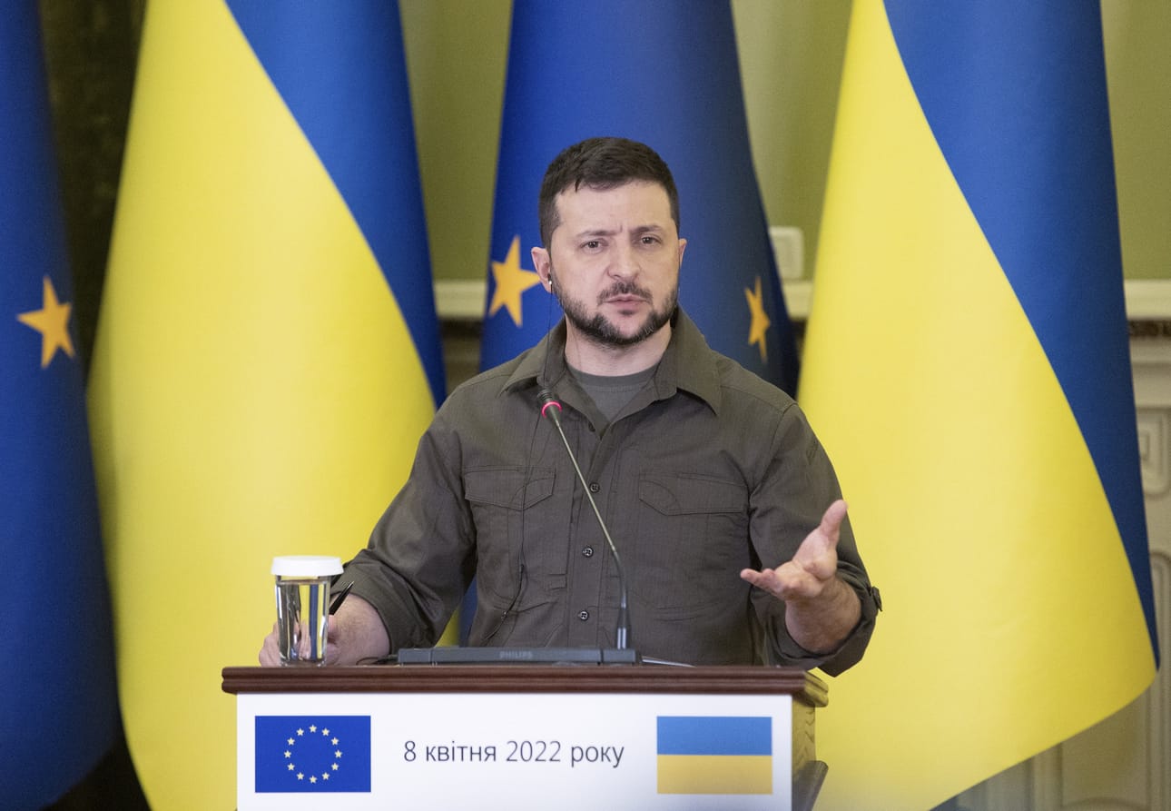 Ukrainan presidentti Volodomyr Zelenskyin mukaan neuvottelut Venäjän kanssa päättyvät, mikäli Mariupolin viimeiset ukrainalaiset joukot eliminoidaan.