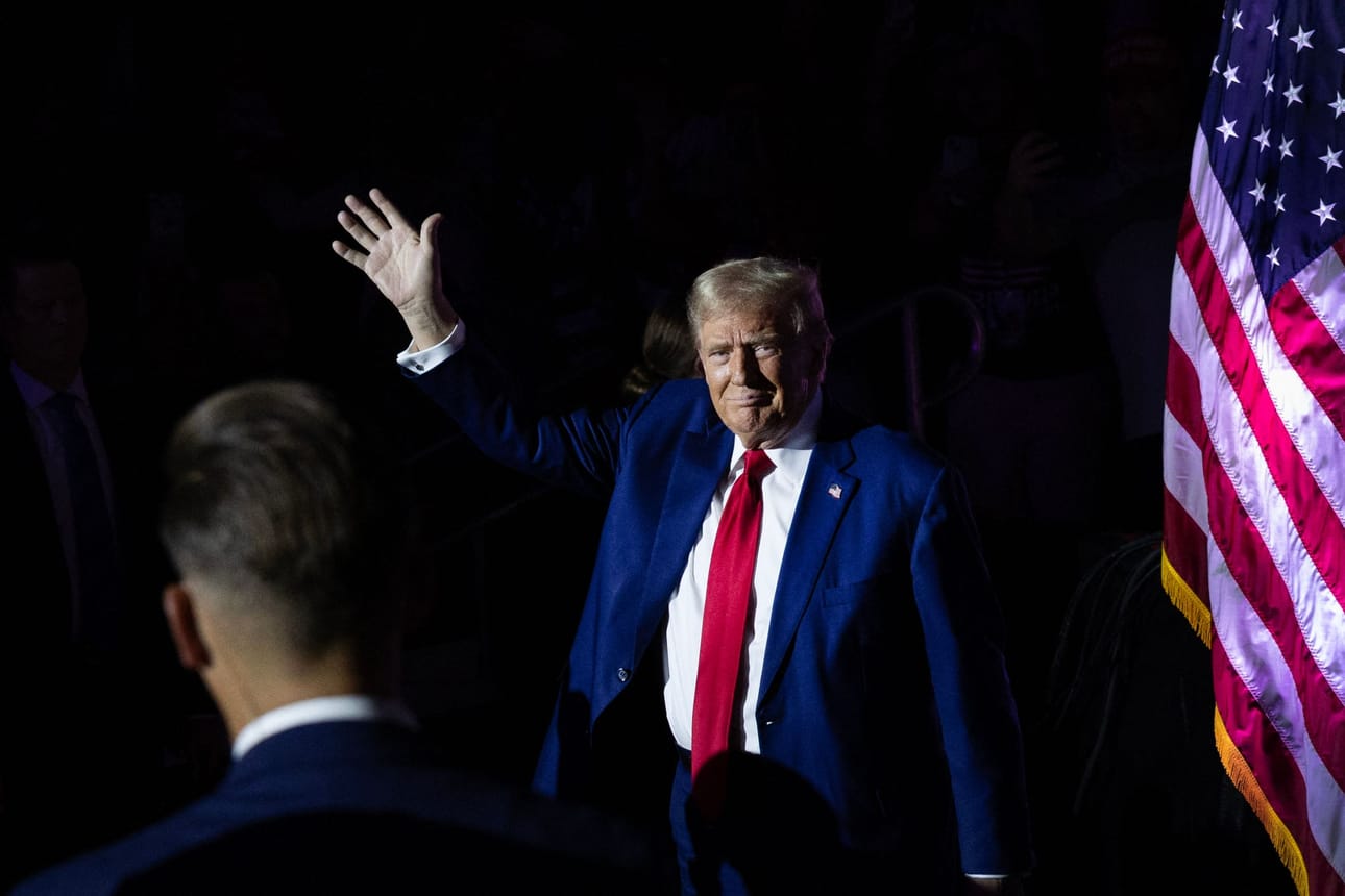 Republikaanien presidenttiehdokas Donald Trump jatkoi tiistaina kampanjointiaan Michiganissa ensimmäistä kertaa sunnuntaisen epäillyn salamurhayrityksen jälkeen. LEHTIKUVA/AFP