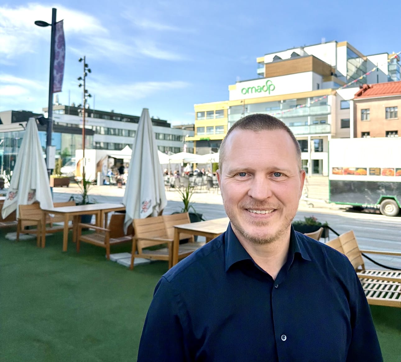 Seinäjoen kaupungin asemakaavapäällikkö Veli-Matti Prinkkilä esitteli vaihtoehdon uudelle uimahallille.
