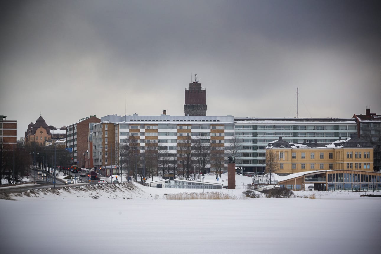 Talvi on pikku hiljaa taittumassa, ja kohti kevättä mennään Vaasan Kalarannassa.