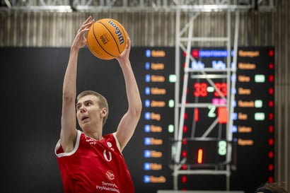Oulu Basketball hukkasi otteensa päätösneljänneksellä – "Saimme riittävän laadukkaita paikkoja ottelun voittamiseen"