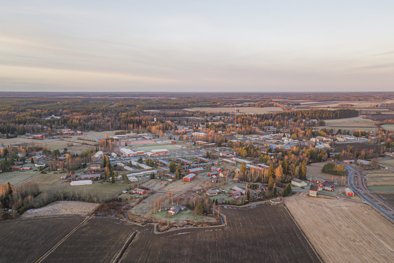 Osayleiskaava maalailee Jurvan kehitystä tulevina vuosikymmeninä. Arkistokuva vuodelta 2025.