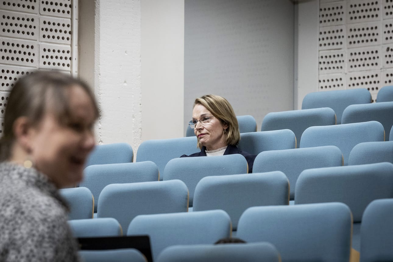 Ulla-Kirsikka Vainio seurasi maanantaina kaupunginjohtajan vaalia Rovaniemen kaupunginvaltuuston kokouksessa.