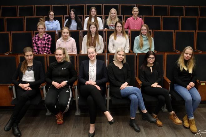 Osa nuorisovaltuuston jäsenistä vaihtuu vuosittain. Syksyllä pidettäviin vaaleihin voi asettua ehdolle kuka tahansa paikkakuntalainen nuori. Uusi valtuusto järjestäytyi viime viikolla. KUVAT: ANU NAHKALA