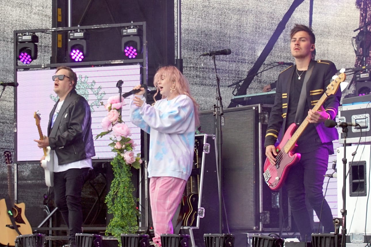 Ellinooran energinen esitys miellytti etenkin konserttiväen nuorempaa polvea.