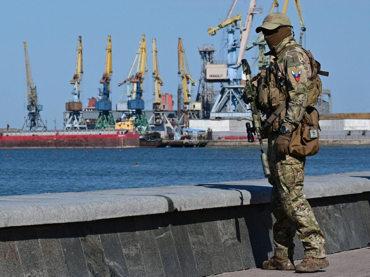 Ukrainan Turkin-suurlähettilään mukaan laiva on lähtenyt ukrainalaisesta satamakaupungista Berdjanskista, jota Venäjä miehittää. Kuva kesäkuun puolivälistä Berdjanskista. Lehtikuva/AFP