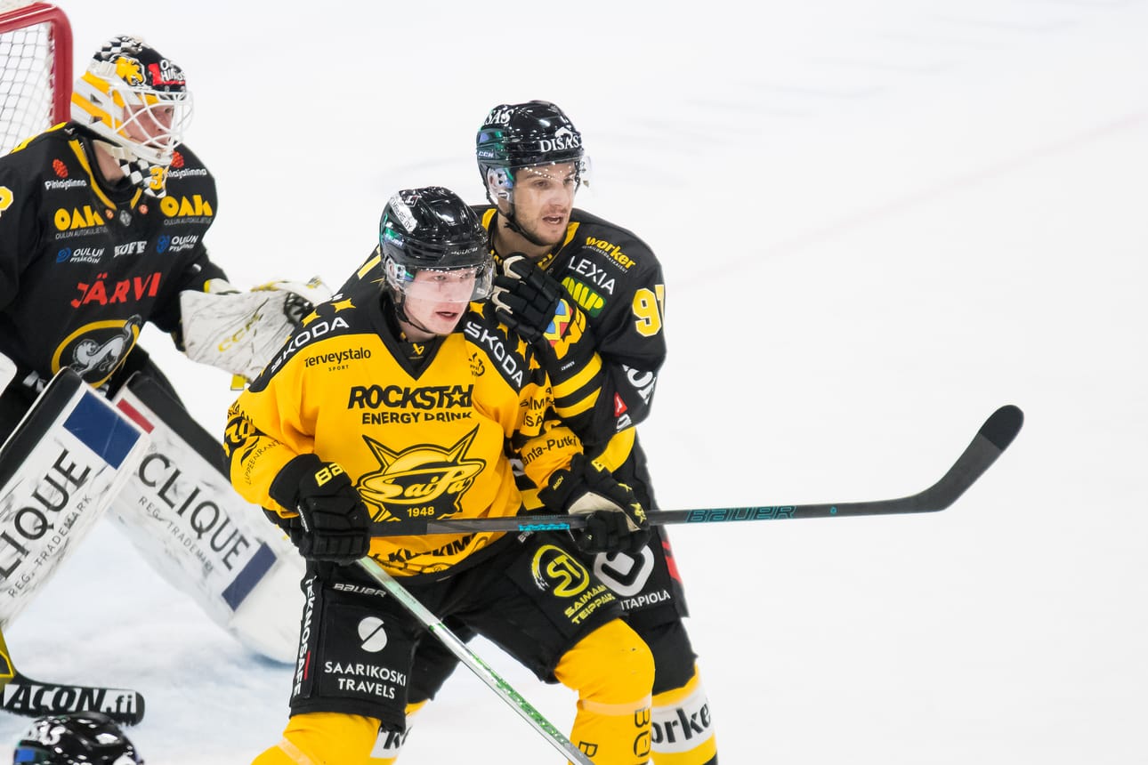 Tshekkipuolustaja Dominik Masin debytoi Kärppien takalinjoilla Lappeenrannassa.