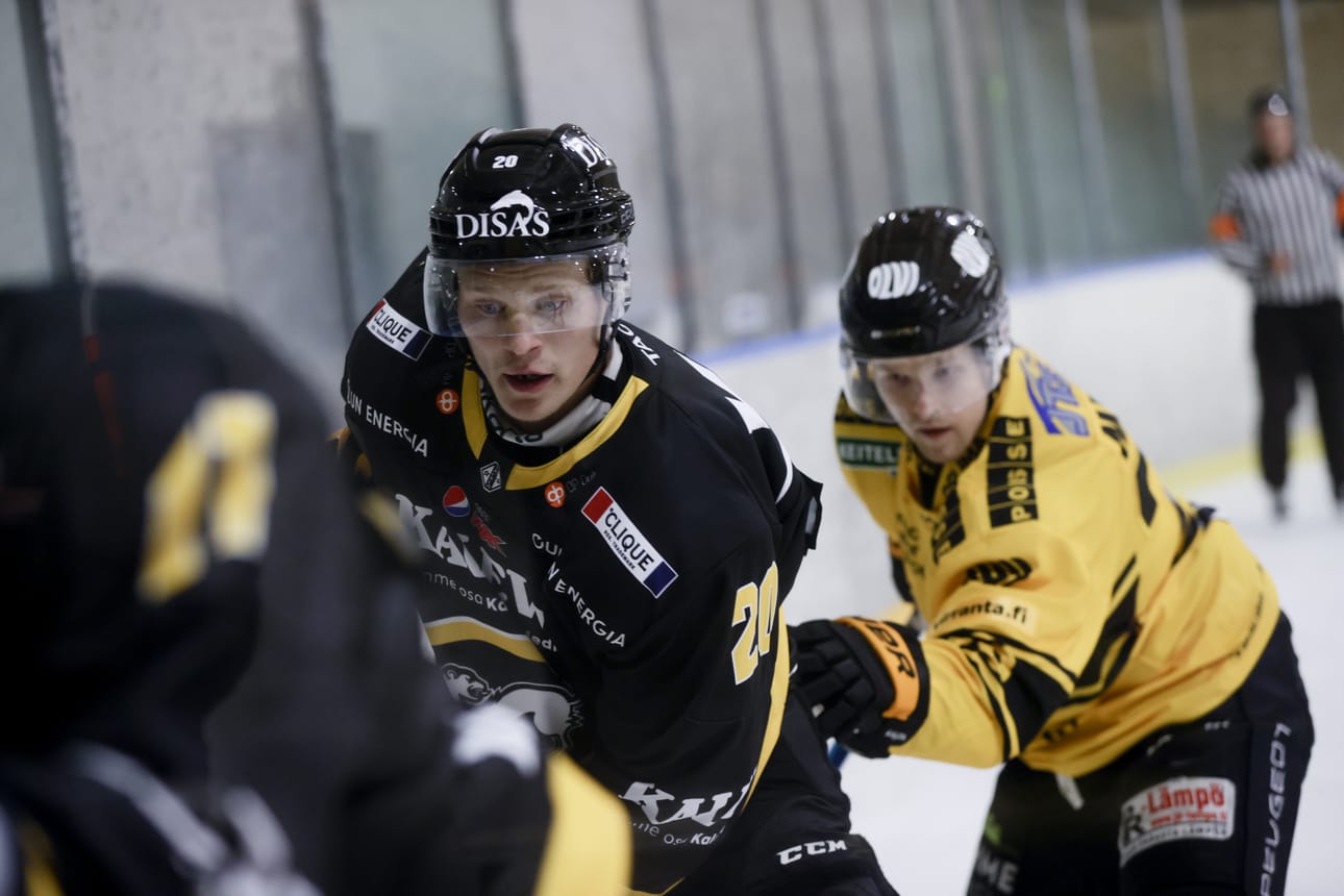 Kasper Björkqvist avasi Kärppien maalihanat avauserässä.