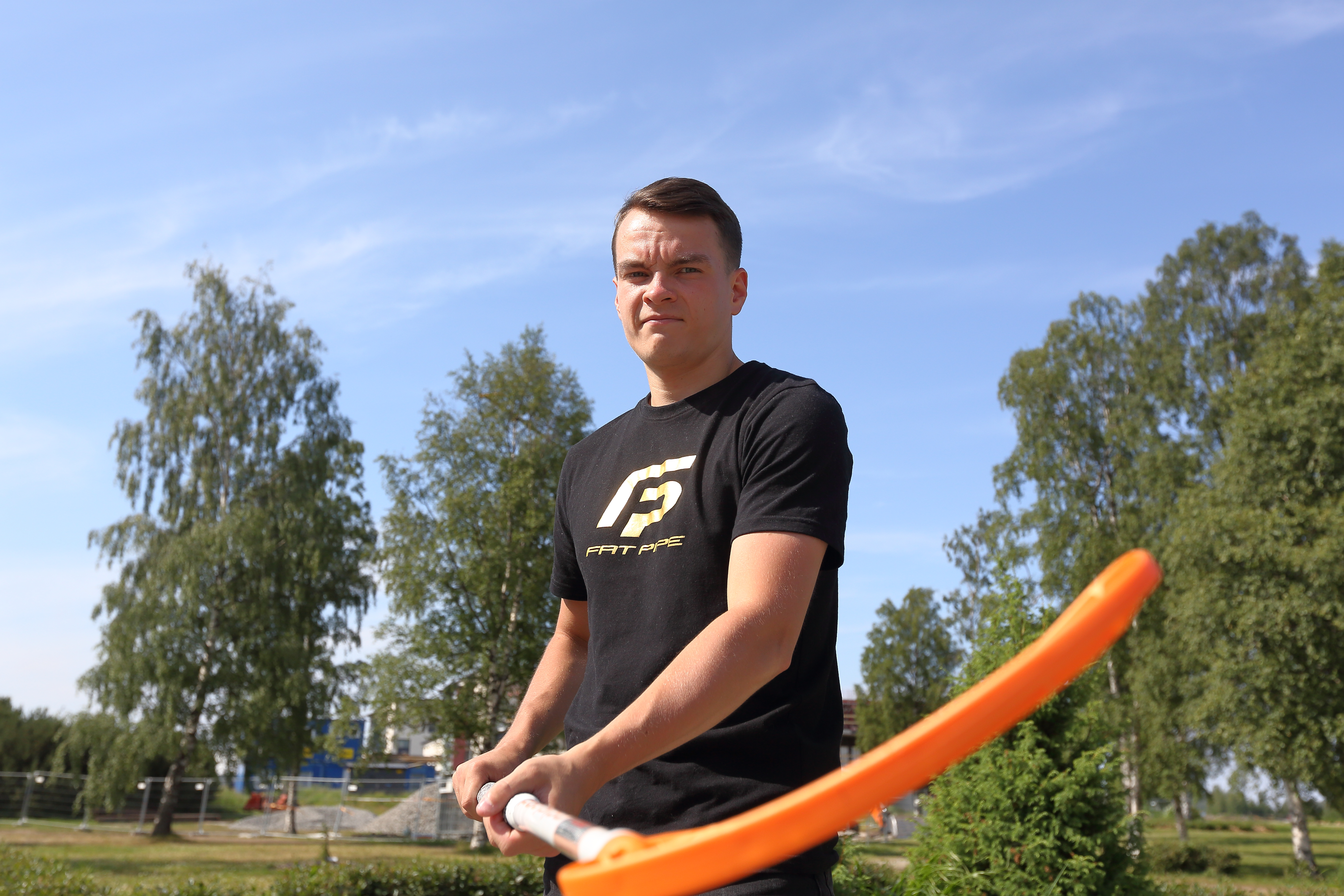 Benvenuto, Mika Heiskanen – Sinkki-Seppojen kasvatti lähtee Sveitsiin pelaamaan salibandya