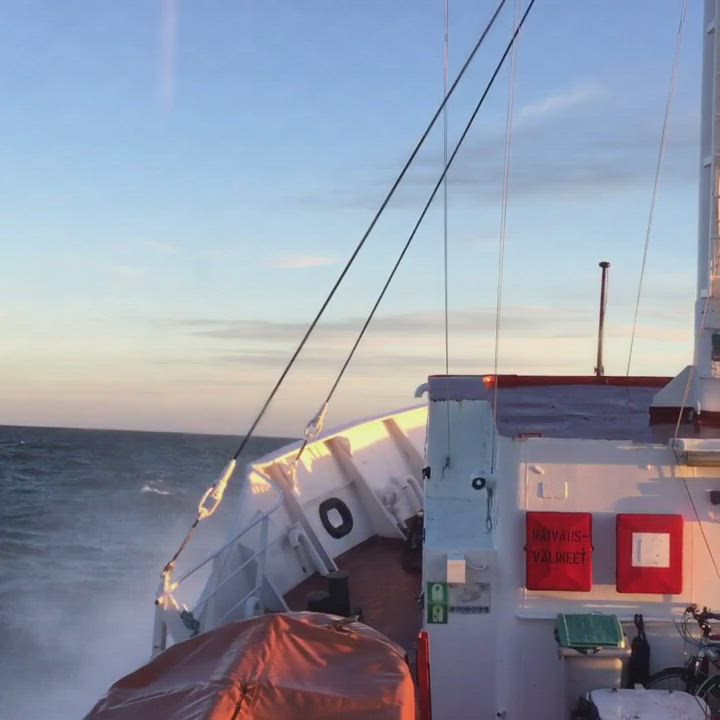 Oulu-laiva merimatkalla Teijon telakalle