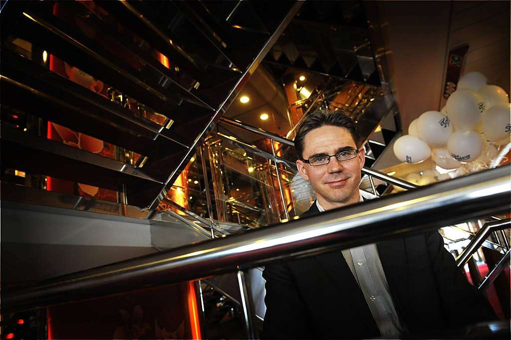 Jyrki Kataisen mielestä terve keskustelu maahanmuuttopolitiikasta on tukahdutettu.