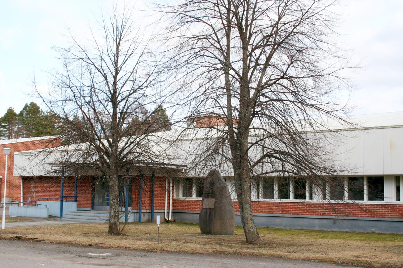 Siikajoen kunnantalon henkilöstö muuttaa vanhalle valtion virastotalolle. Arkistokuva Kirsi Junttila