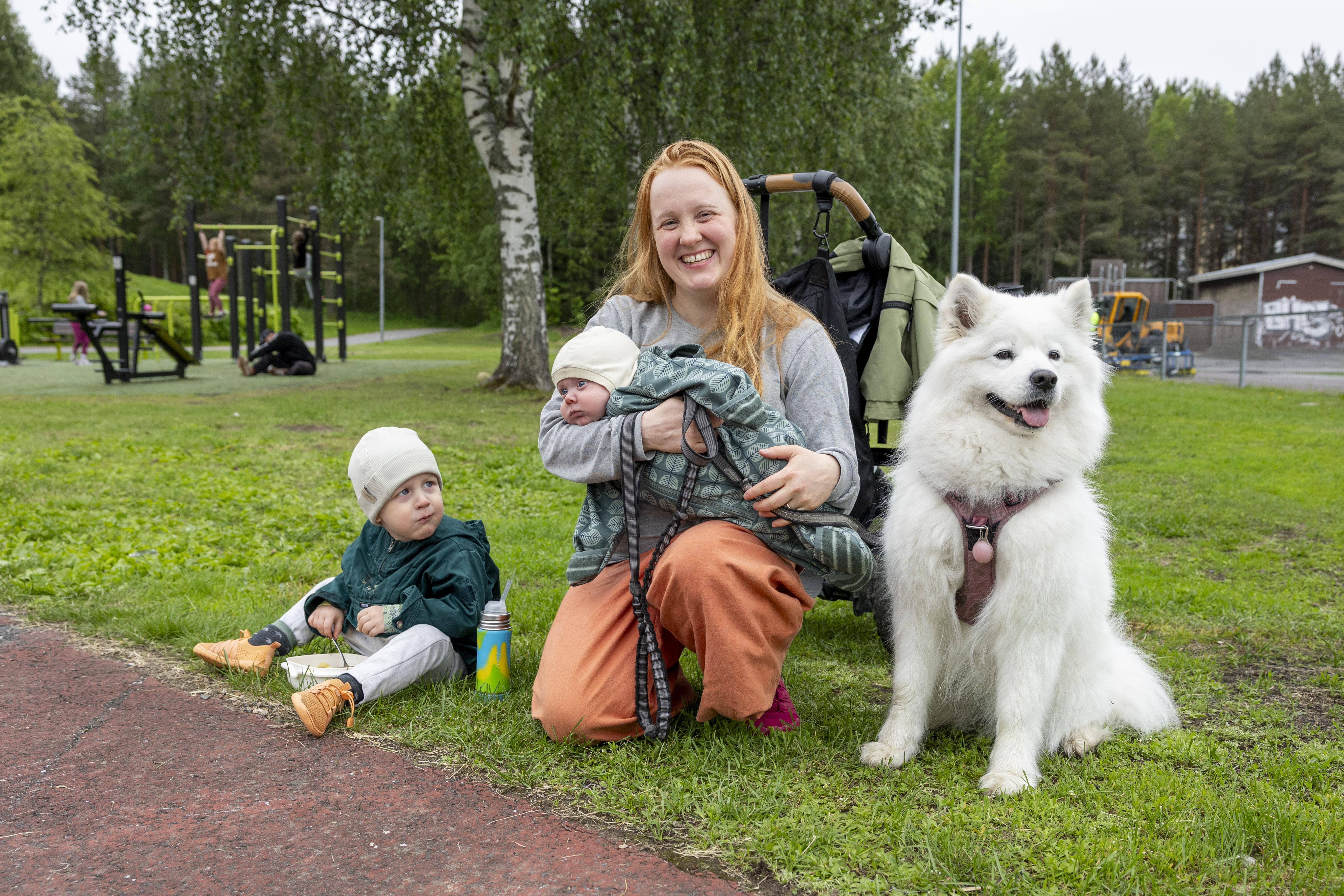 Rajakylän puistoruokailu veti 130 lasta päivässä, ruoka loppui kesken – "Tarvetta olisi muillakin alueilla"