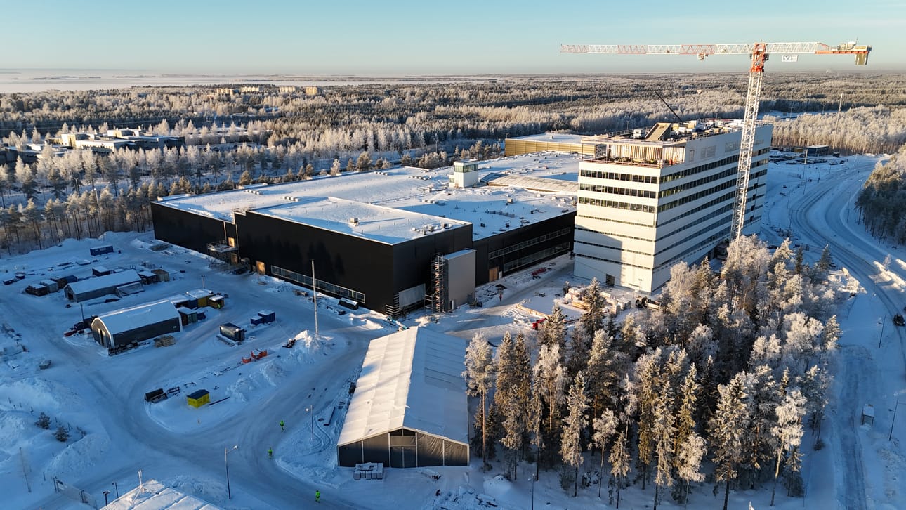 Nokian uusien toimitilojen harjannostajaisia vietettiin torstaina.