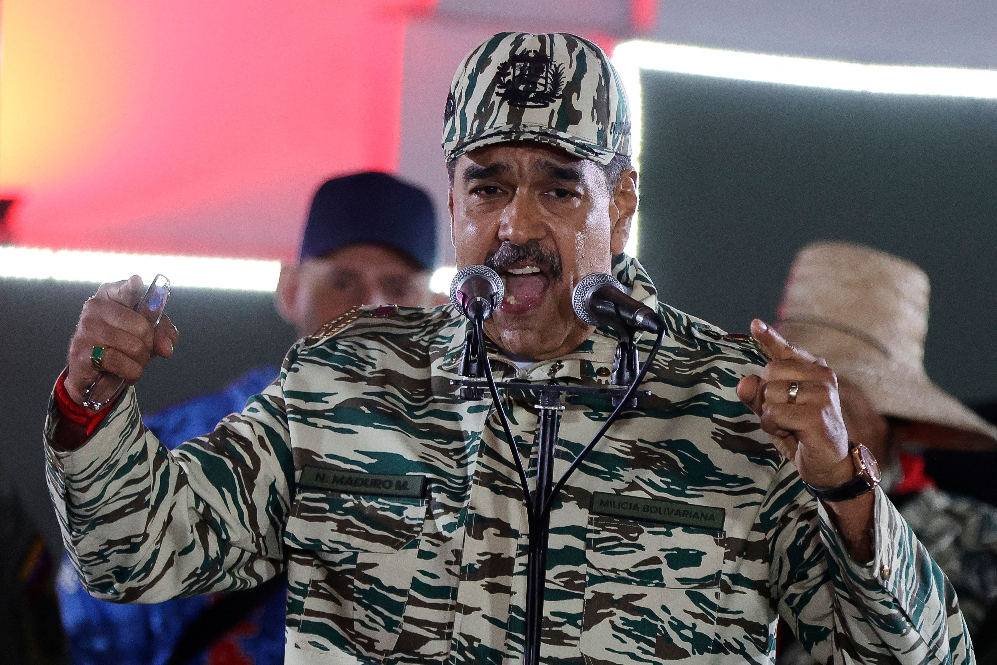 Yhdysvallat iski Venezuelaan, kertoo kaapanneensa presidentti Maduron maasta