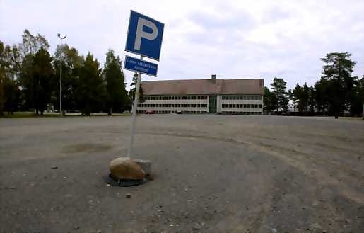 Pysäköintialueilla kolisee helposti.