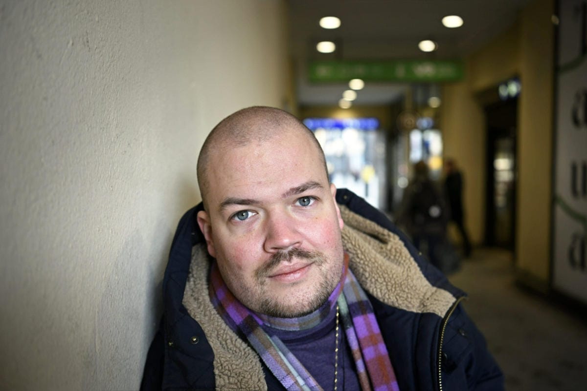 Venäjällä Al Jazeeralle työskennellyt brittiläis-venäläinen toimittaja Niko Vorobyov Helsingissä. LEHTIKUVA / ANTTI AIMO-KOIVISTO