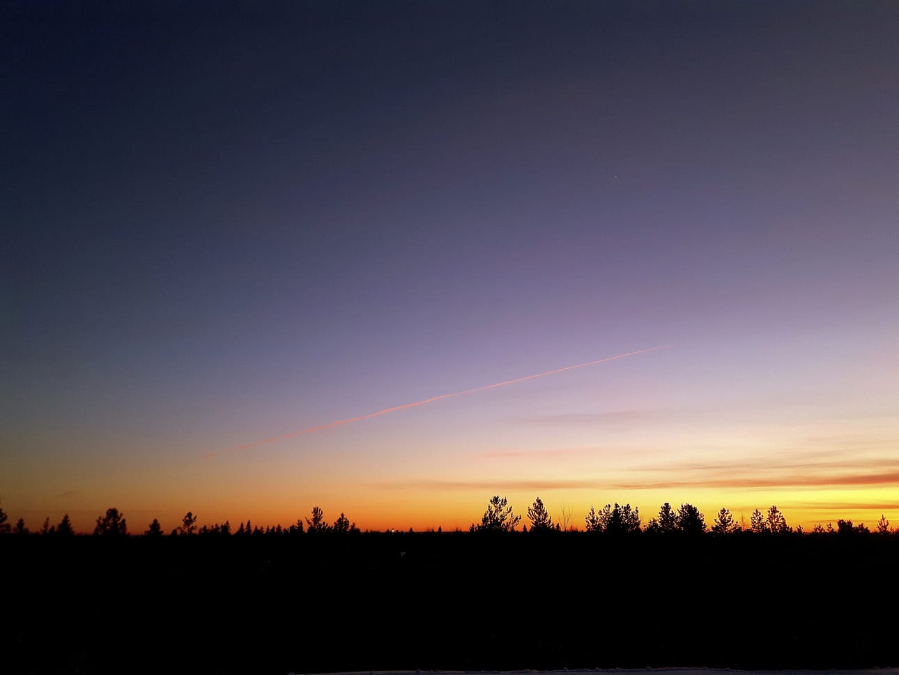 Auringonlasku Linnakankaan vuorelta 21.2.