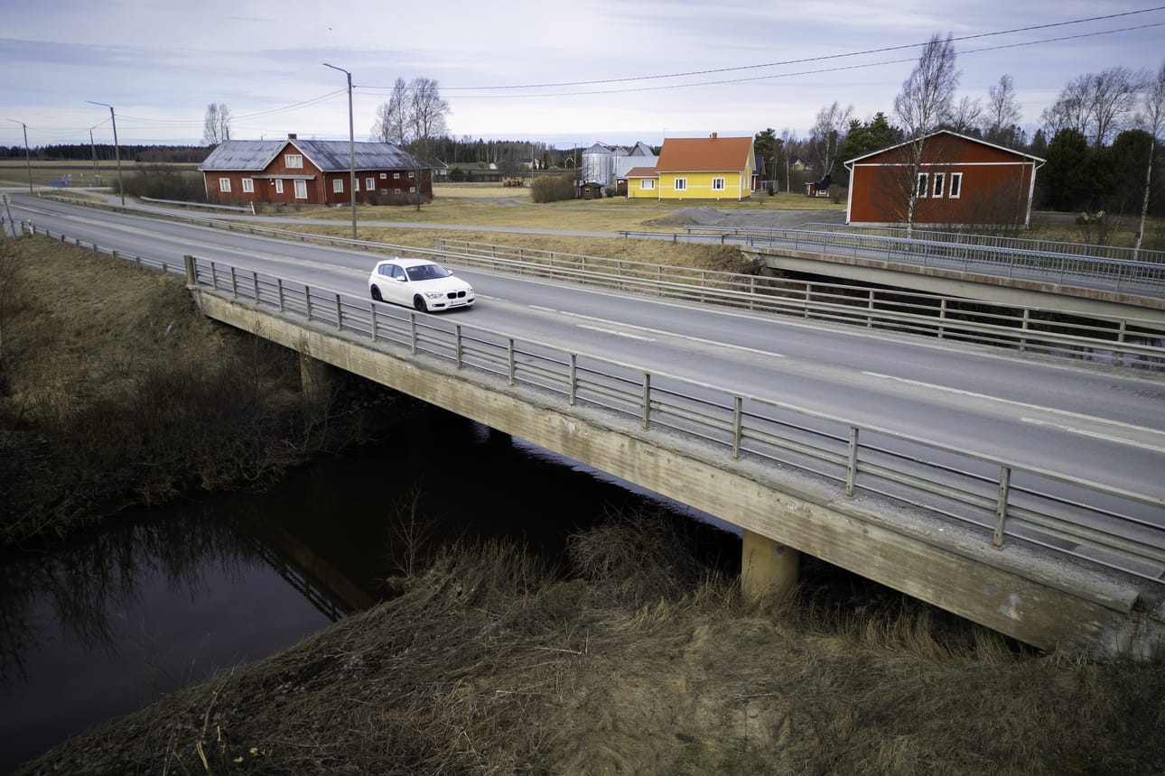 Rudon sillalla voi viiden kuukauden ajan käyttää vain toista kaistaa.