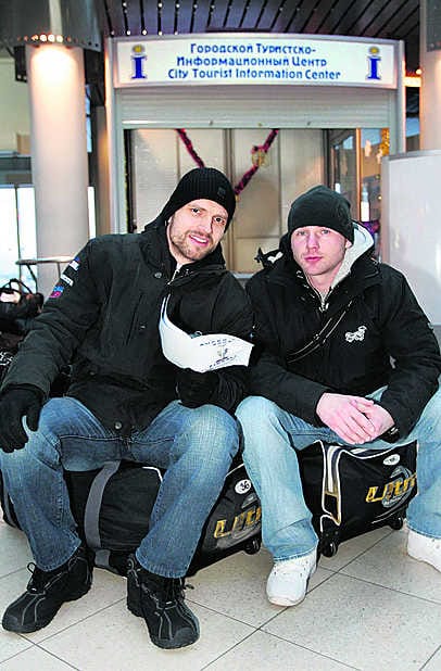Kärppien tshekkivahvistukset Michal Bros (vas.) ja Ondrej Kratena lukevat torstaista vastustajaa Sparta Prahaa kuin avointa kirjaa.