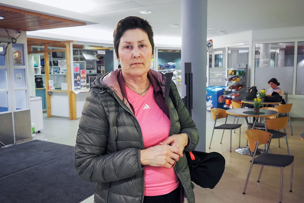 Kuntosalilla ja avannossa säännöllisesti käyvä Pirkko Riekkinen toivoo, että toiminnot pystyttäisiin porrastamaan, eikä liikkujille ei tulisi pitkiä taukoja.