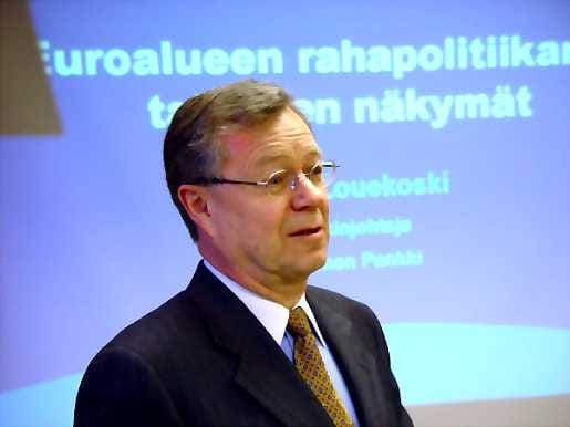 Valioneuvosto esittää yksimielisesti Matti Louekoskelle jatkopaikkaa Suomen Pankissa.