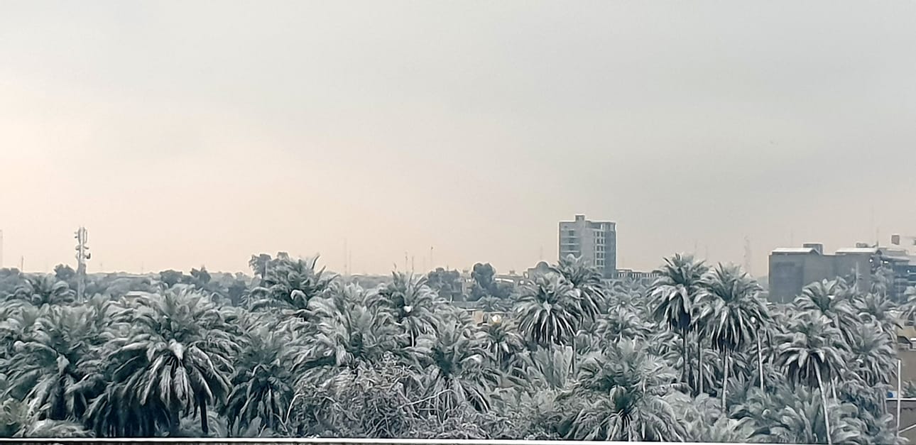 Tuoretta kuvaa Irakin pääkaupunki Bagdadista, jonka talvi on yllättänyt. Lunta enemmän kuin Helsingissä.