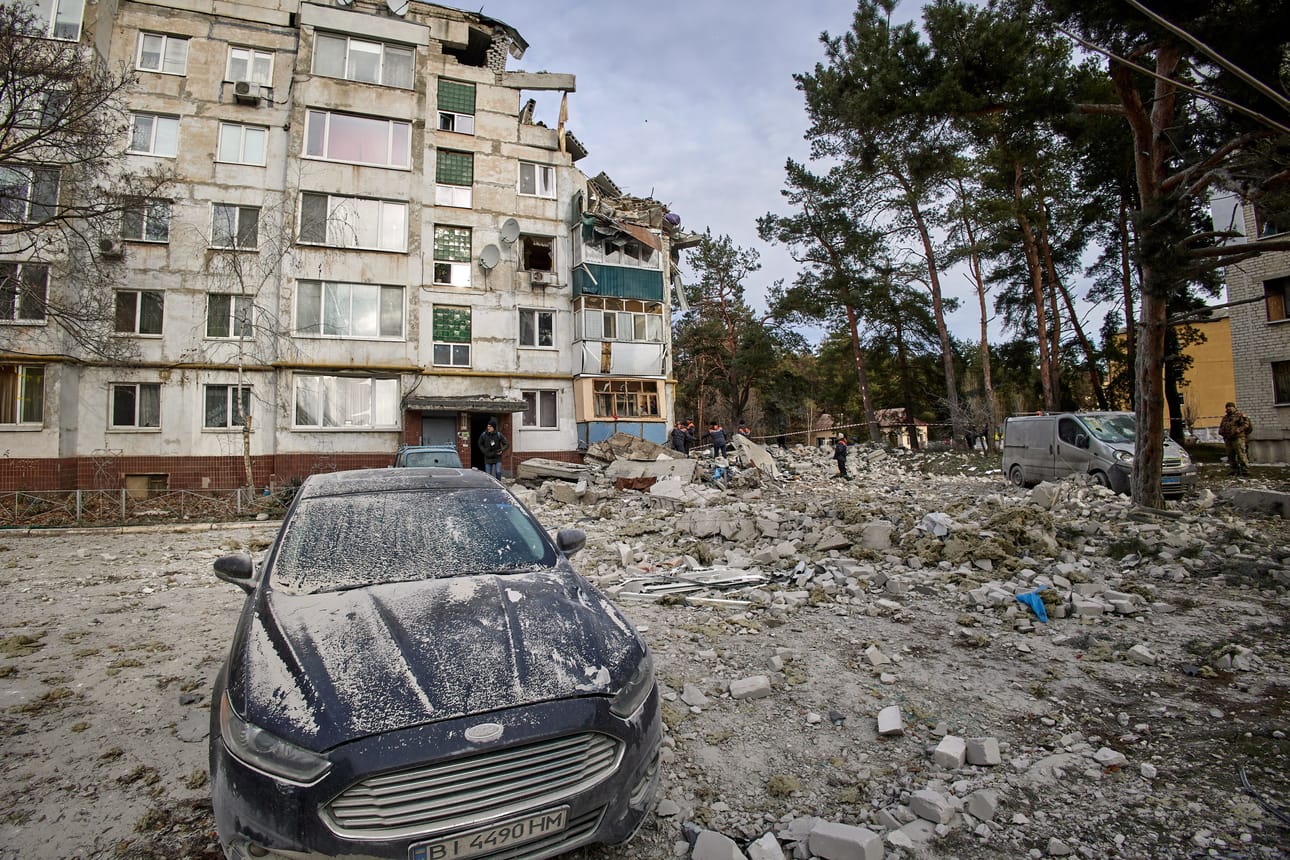 Venäjän pommitukset ovat tehneet tuhoa ja aiheuttaneet sähkökatkoja etenkin Harkovan alueella.
