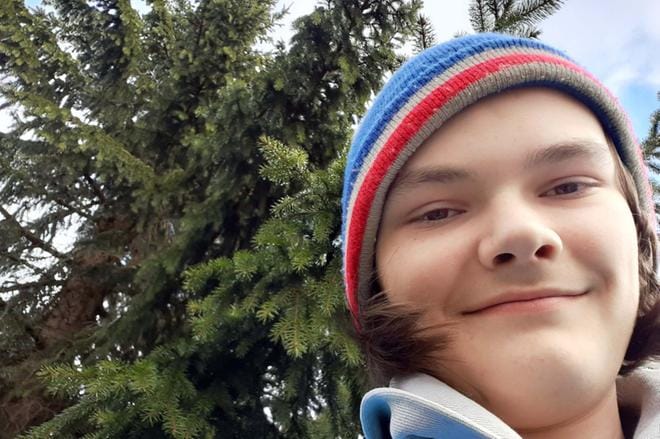 Peruskoulun jälkeen tähtään lukioon, kertoo 9.-luokkalainen Aaro Saunala.